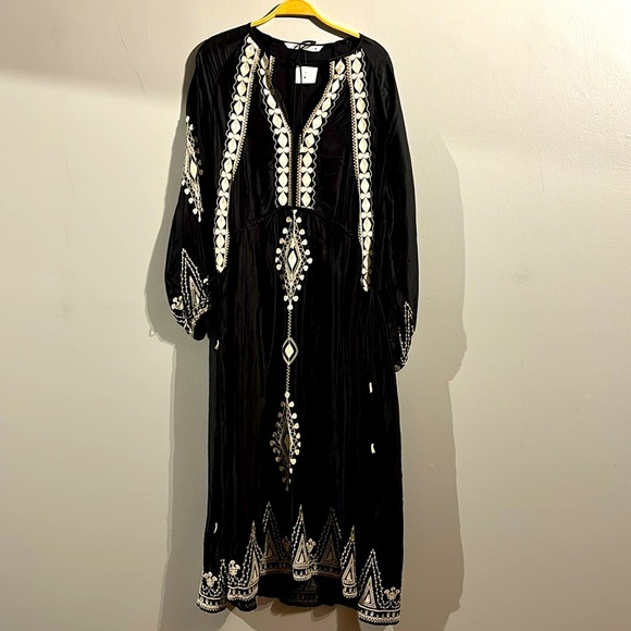 ZARA MIDI EMBROIDERED DRESS BLACK LONG SLEEVE  size s - Picture 4 of 8